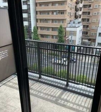 バルコニー　バルコニーがあります