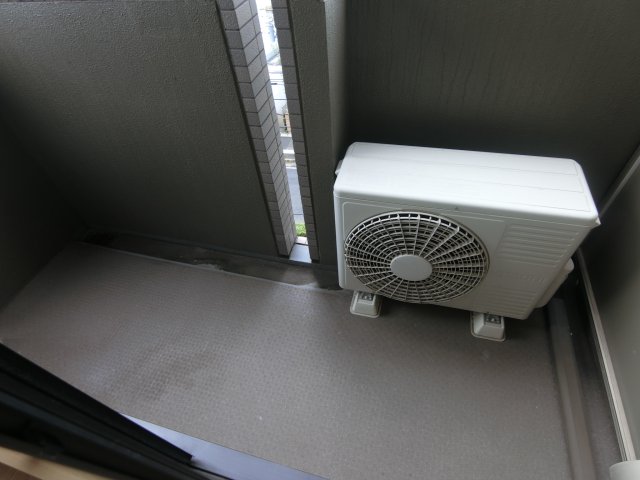 バルコニー　他のお部屋の参考写真となります。