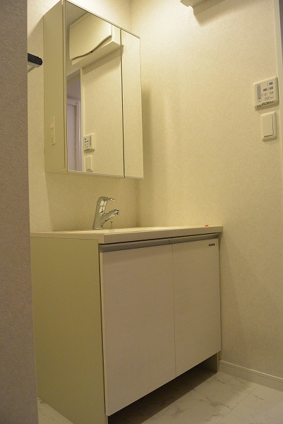 洗面設備　別部屋参考写真