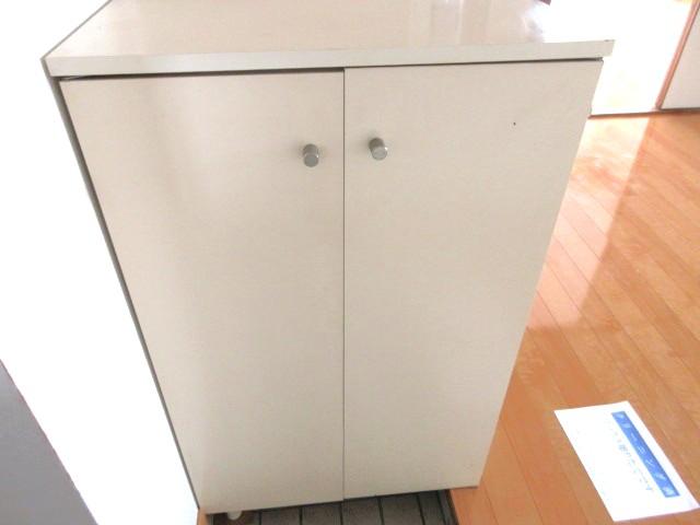 玄関　下駄箱