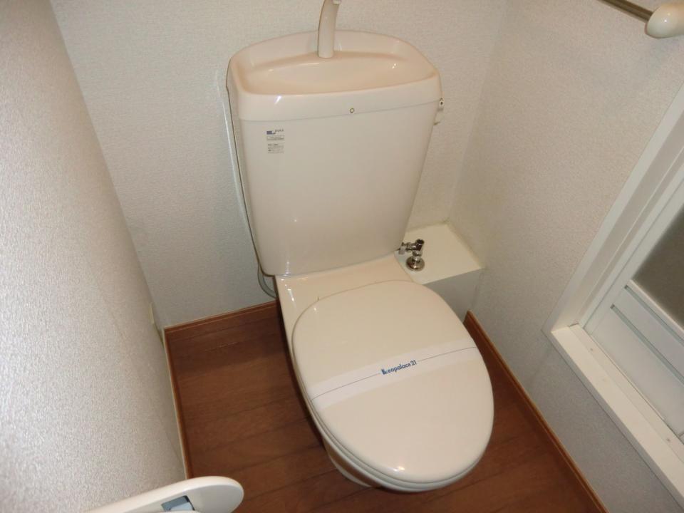 レオパレスpepinoのトイレ写真