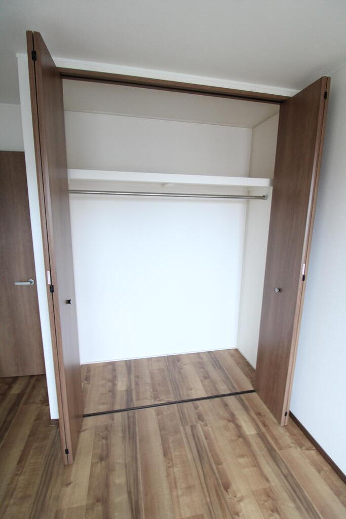 収納　*同物件、別部屋の写真です