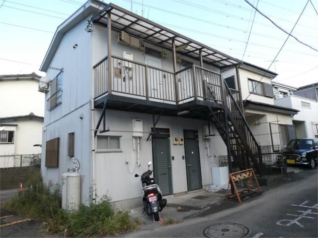 横浜市神奈川区羽沢南のアパートの建物外観