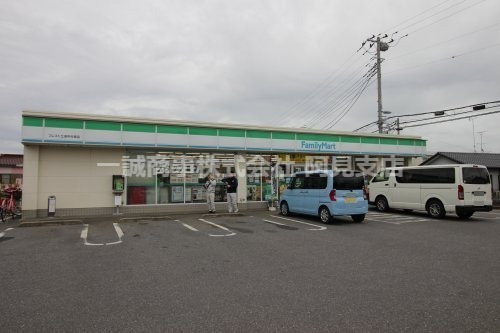 コンビニ　ファミリーマート フレスト土浦中村東店（コンビニ）まで499m