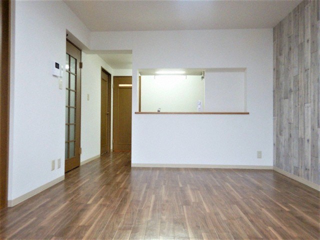 居室・リビング　人気の対面キッチンタイプです☆