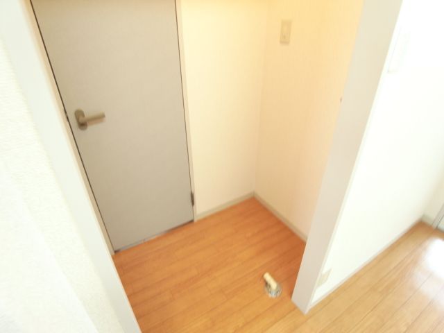 その他設備　洗濯機置き場