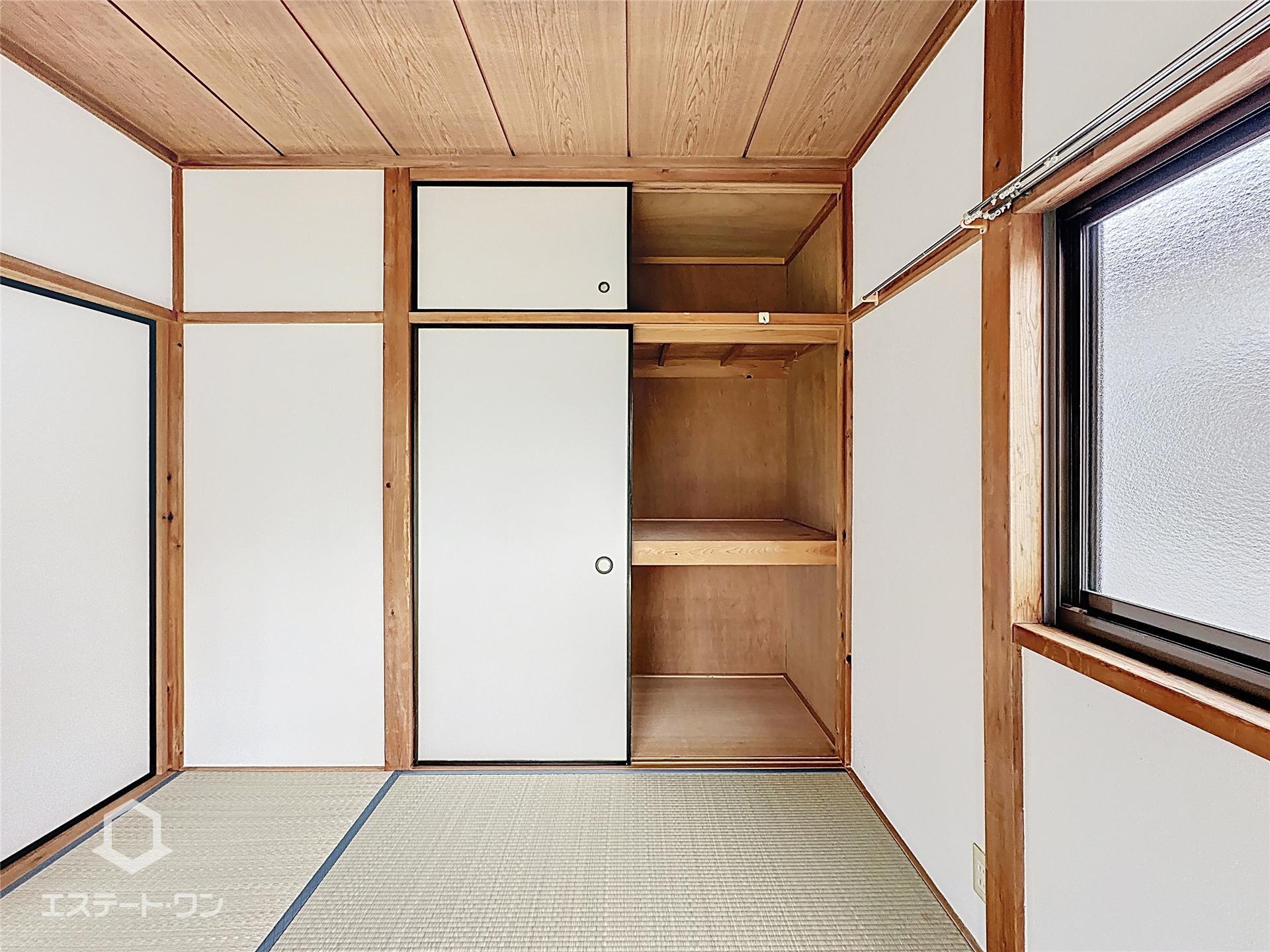 収納　たくさんしまえる押し入れタイプの収納♪