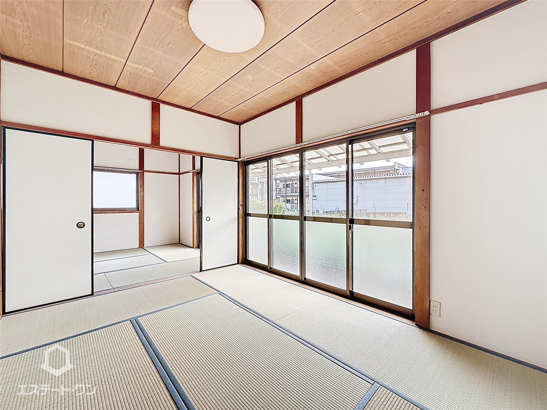 居室・リビング　日差したっぷり☆和室のお部屋です！