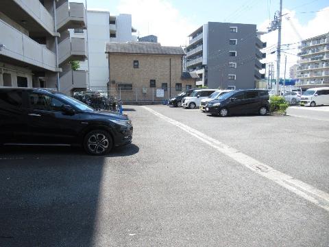 サニーコート　その他共有部分　駐車場