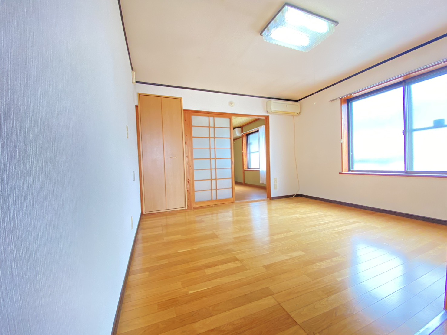 カーサ矢峰の居間写真