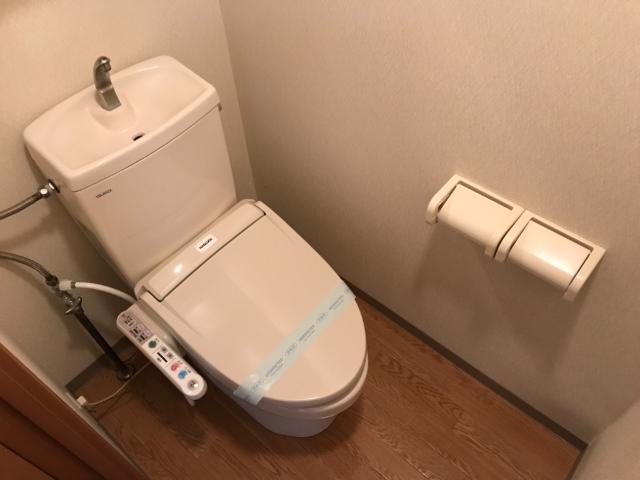 トイレ　シャワー付トイレ