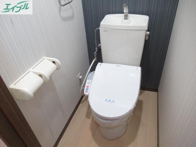 トイレ　シャワー付トイレ