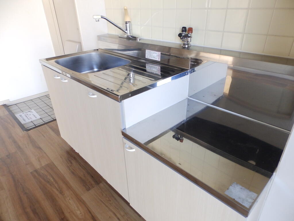 キッチン　コンロはご準備ください