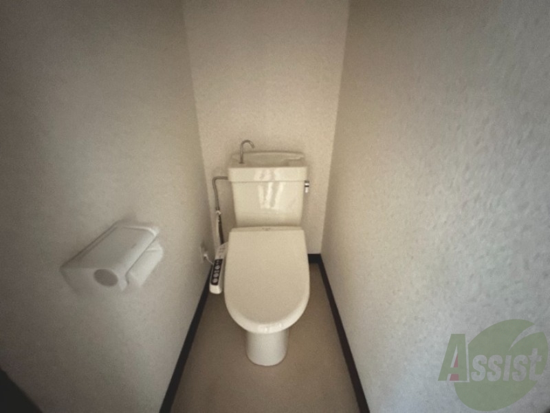 トイレ　トイレは清潔感があり安心して使用できそうです。