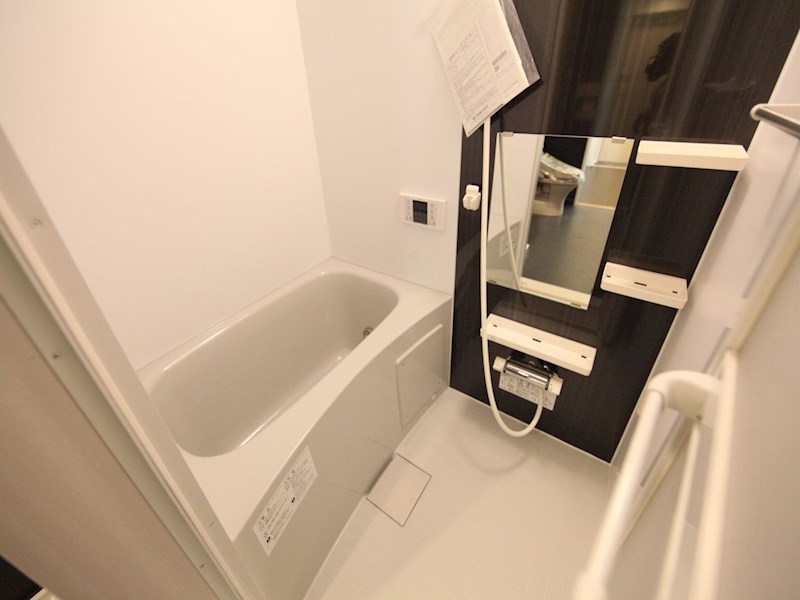 バス・シャワールーム　追い焚き・オートバス機能付お風呂