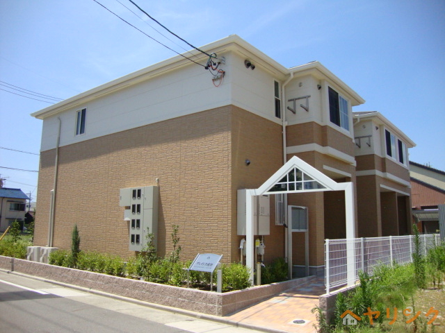 建物外観　外観写真（昼）