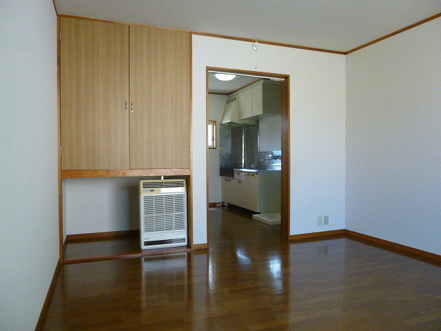 居室・リビング　102号室のお部屋です