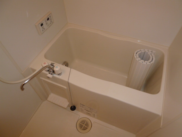 バス・シャワールーム　追い焚きバス