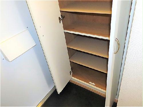 玄関　シューズボックスあり