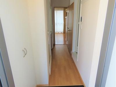 玄関　玄関からのアングルです