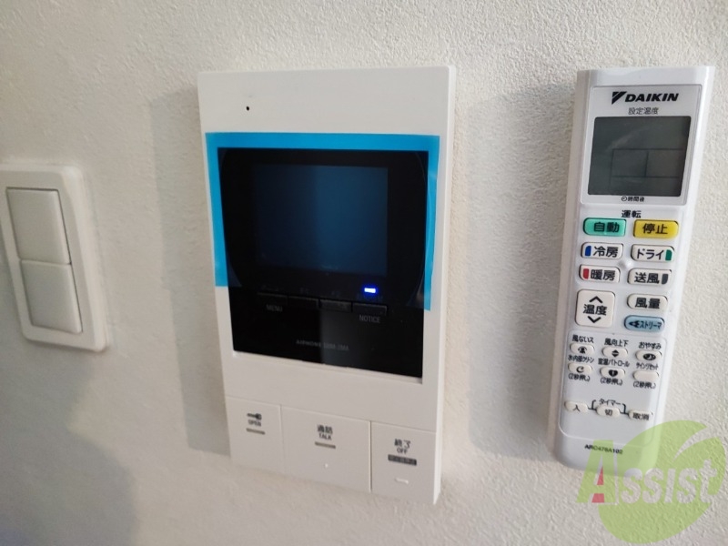 セキュリティ　ＴＶモニター付インターホンです。来客者の顔が見えるので安心！