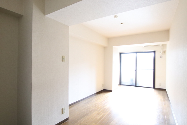 居室・リビング　※クリーニング前の写真です