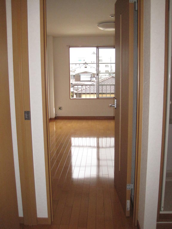 居室・リビング　オール電化・独立洗面台・IH2口クッキングヒーター