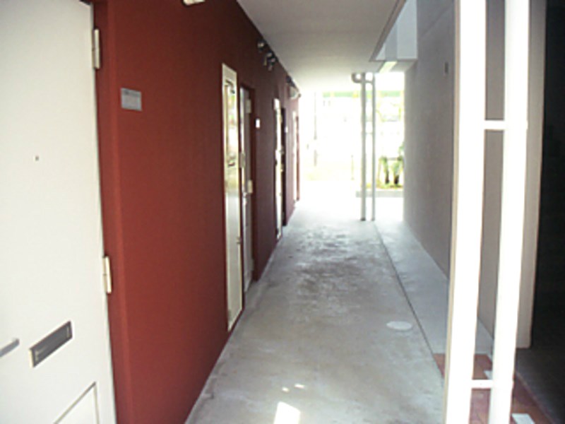 玄関　現状優先