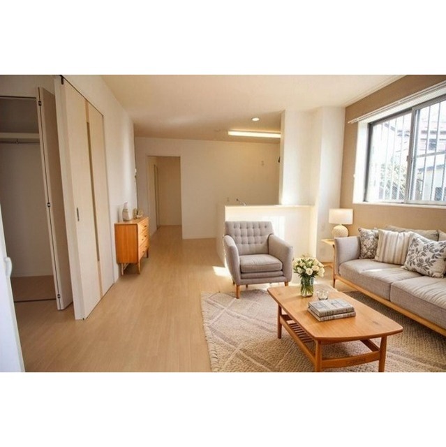 居室・リビング　写真内の家具・家電はＡＩイメージとなりま