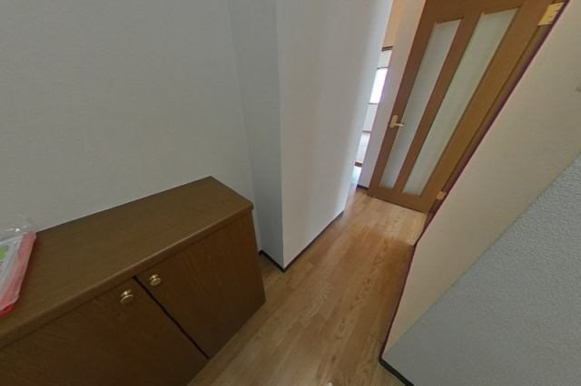 玄関　※他部屋参照