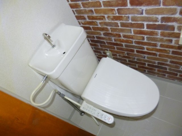 トイレ　ウォシュレット