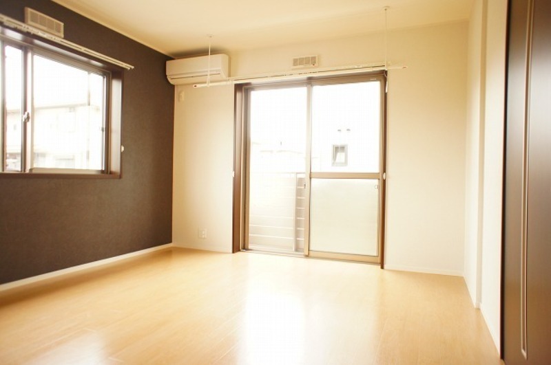 居室・リビング　図面と現状に相違がある場合には現状を優先