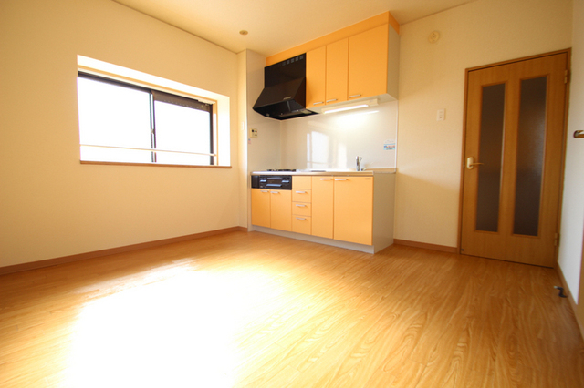 居室・リビング　※別号室の参考写真のため、現状優先です。