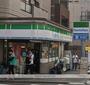 コンビニ　ファミリーマート（コンビニ）まで162m