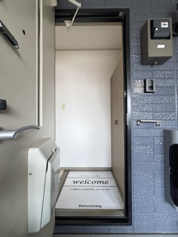 玄関　イメージ101号室の写真