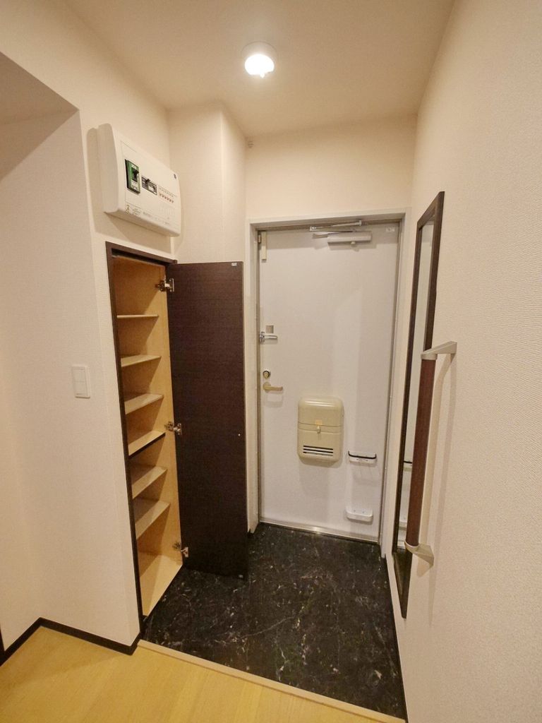 玄関　玄関
