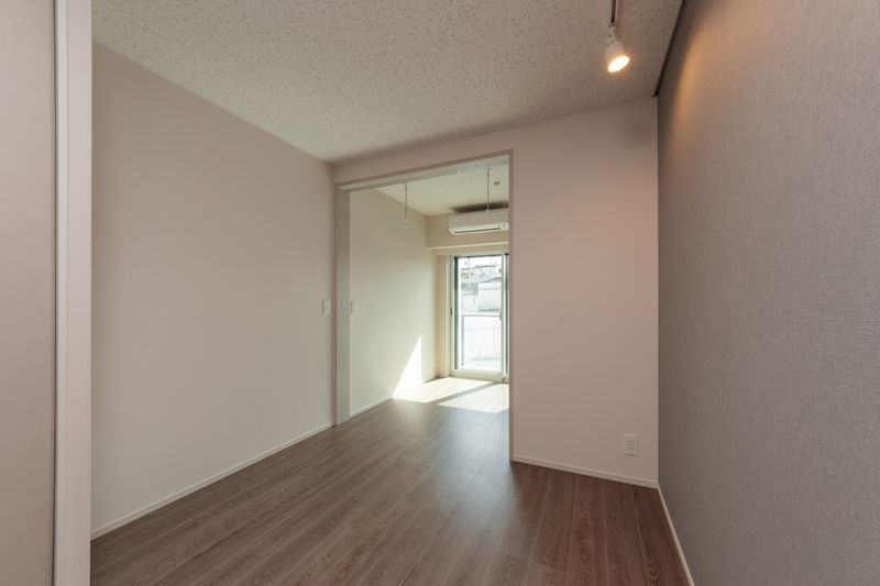 居室・リビング　☆明るいリビング☆