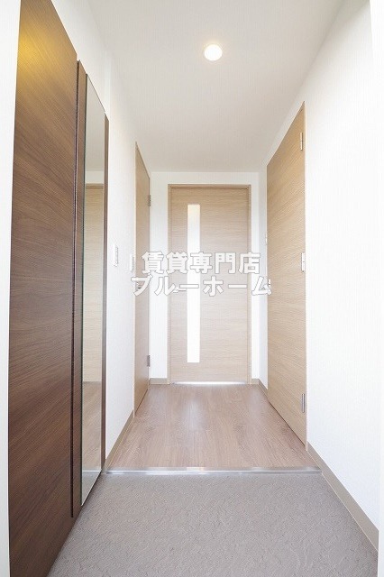 玄関　綺麗な玄関スペース！