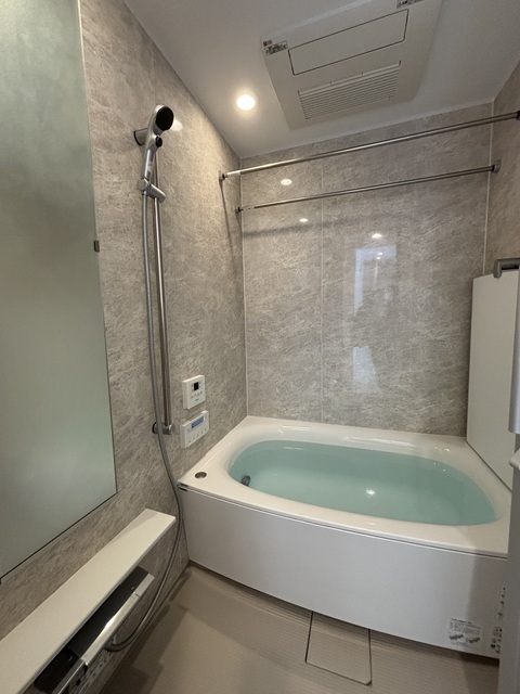 バス・シャワールーム　浴室