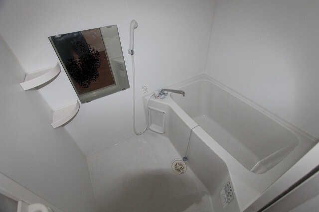 バス・シャワールーム　※現況を優先します。