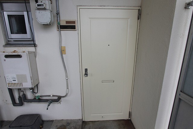 玄関　※現況を優先します。