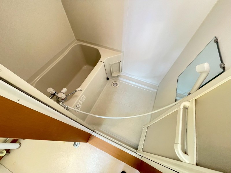 バス・シャワールーム　浴室