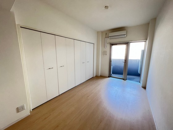 居室・リビング　※別部屋の写真です