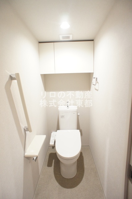 トイレ　洗浄便座付です！