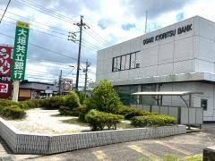 銀行　大垣共立銀行木曽川支店（銀行）まで810m