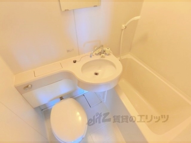 バス・シャワールーム　ユニットバス