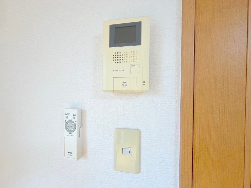セキュリティ　便利なインターホン付きでございます！