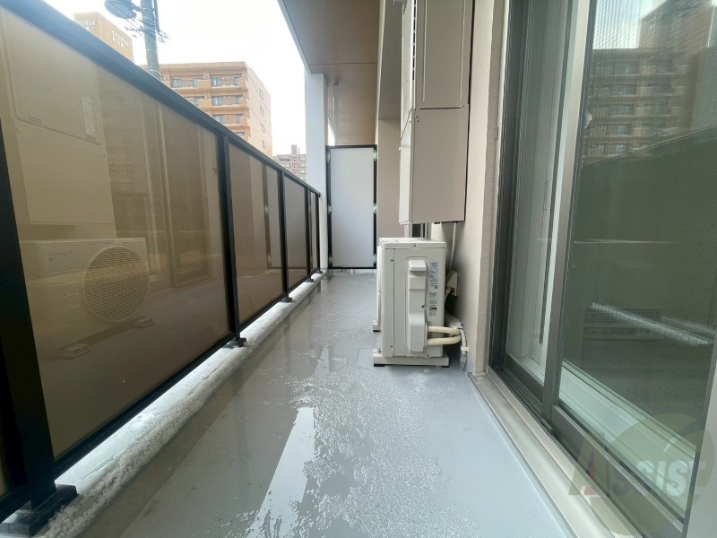 バルコニー　バルコニーです。洗濯物を干したり一息ついたりできますね！