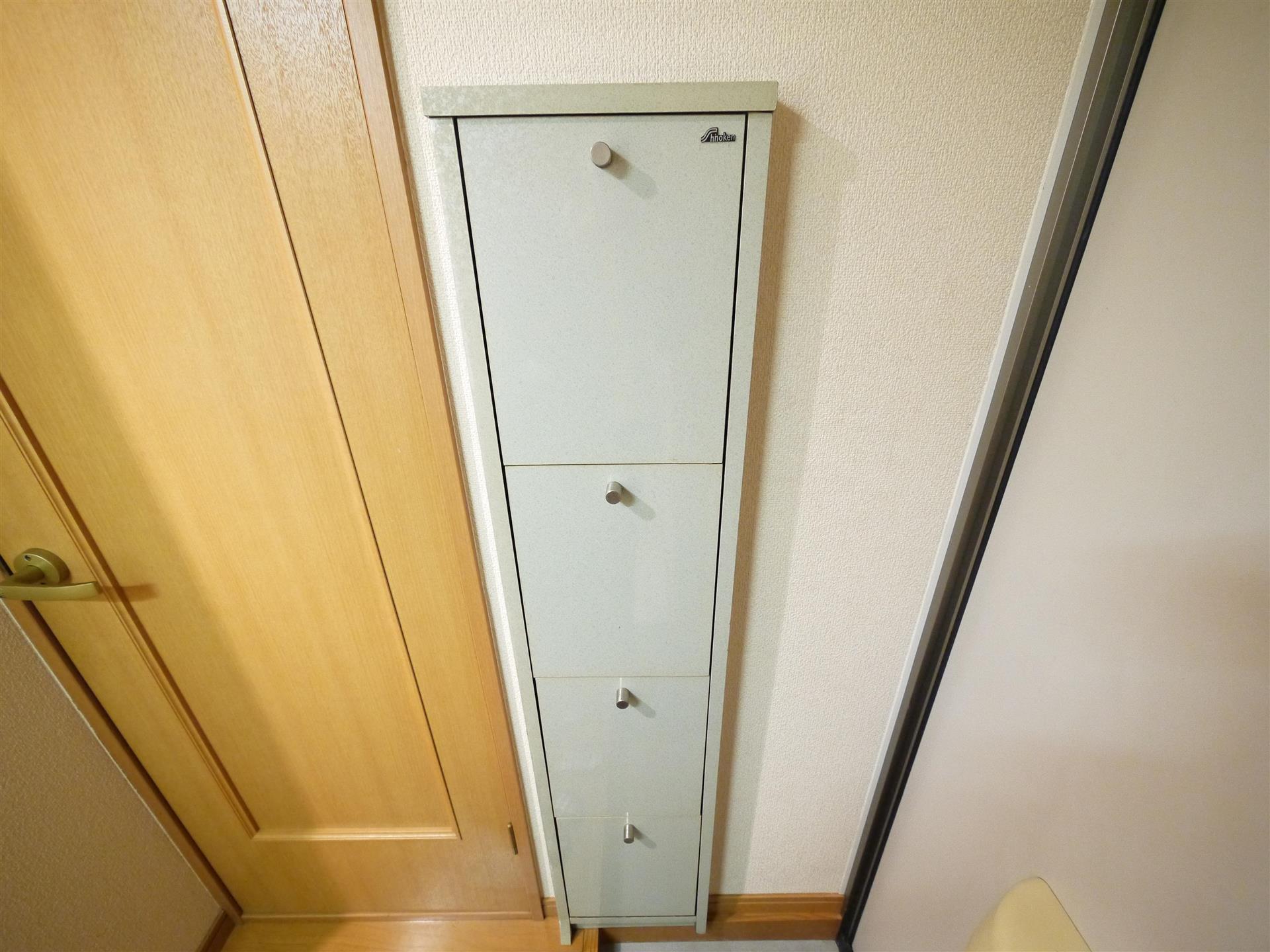 玄関　シューズボックス