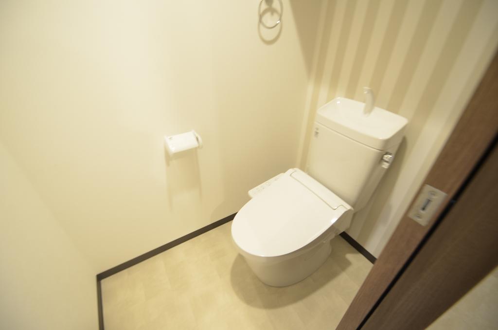トイレ　シャワー付トイレ